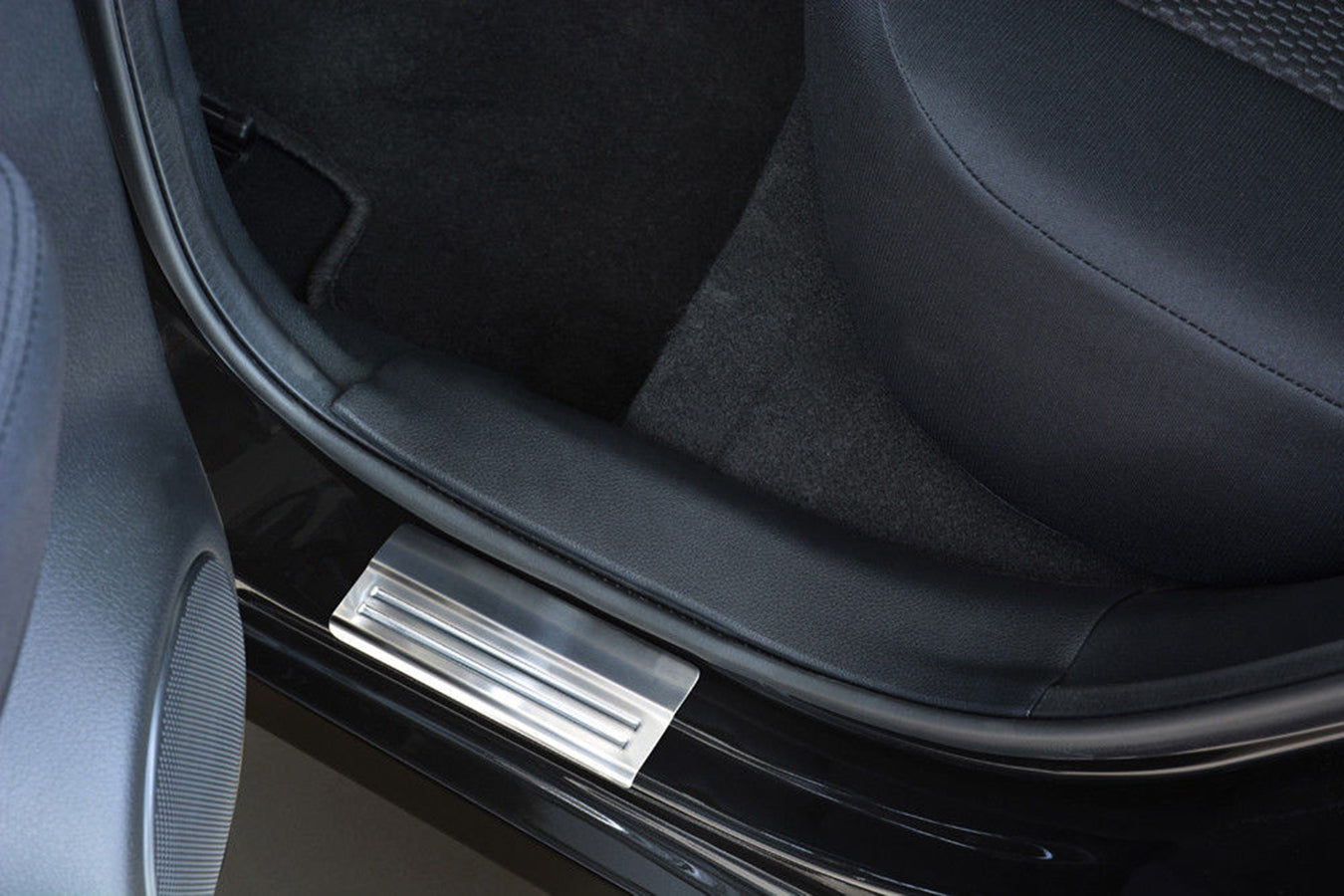 Protector umbral de puerta NISSAN QASHQAI 14-17 y 2017-2021 Special Edition-ICCTUNING