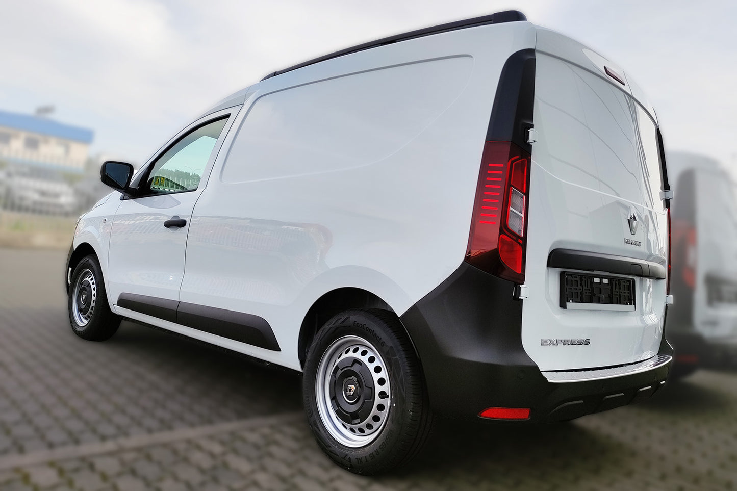 Protector umbral de puerta RENAULT EXPRESS 4 puertas 2021->-ICCTUNING