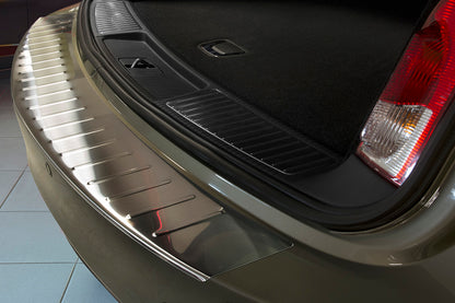 Protector parachoques trasero OPEL INSIGNIA combi 2008-2016-ICCTUNING
