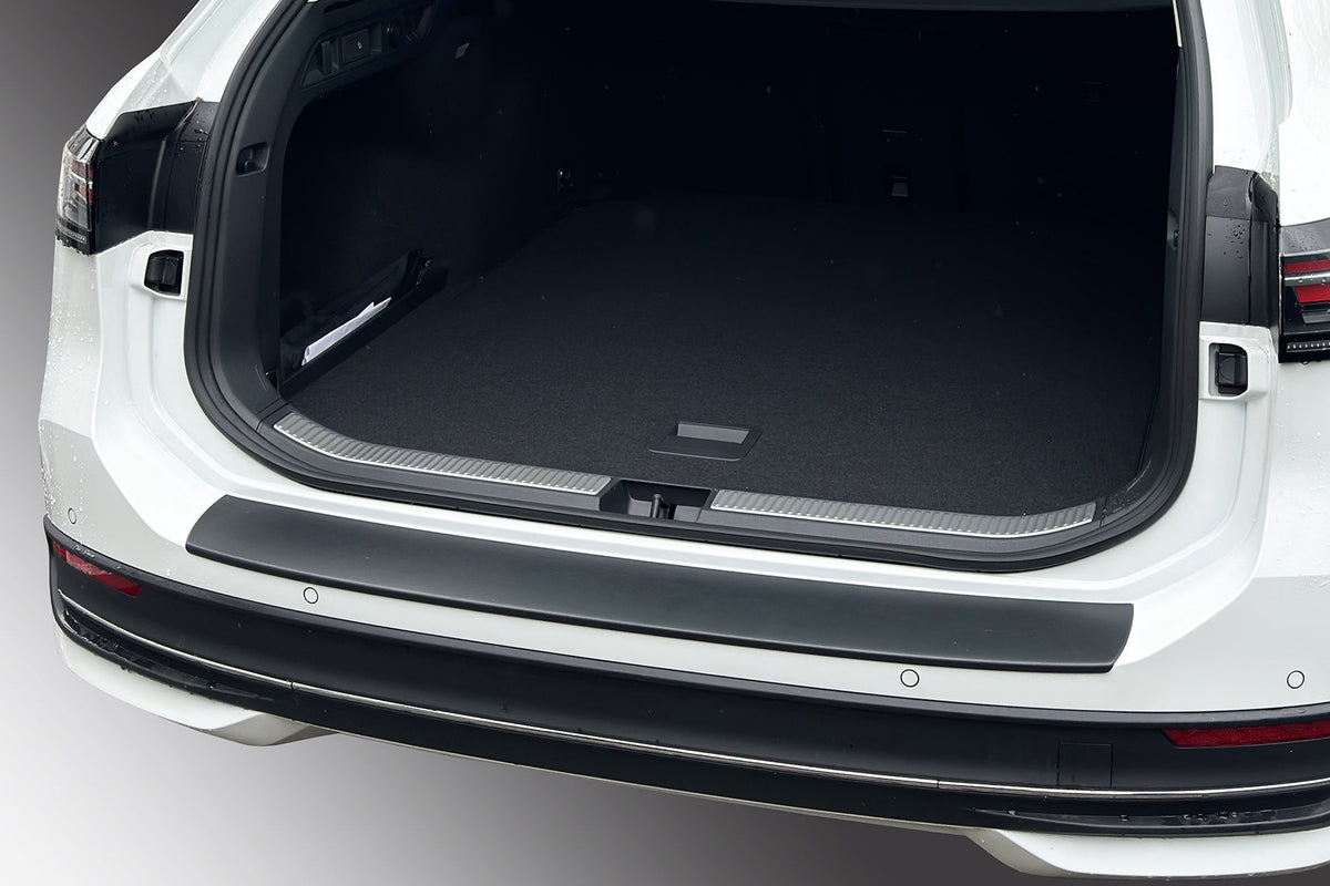 Protector de parachoques trasero RGM RBP1420 para Volkswagen Passat B9 Variant - imagen 1