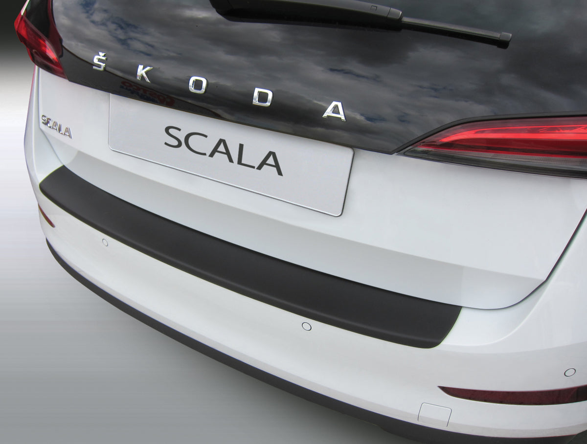 Protector de parachoques trasero Skoda SCALA 2019>