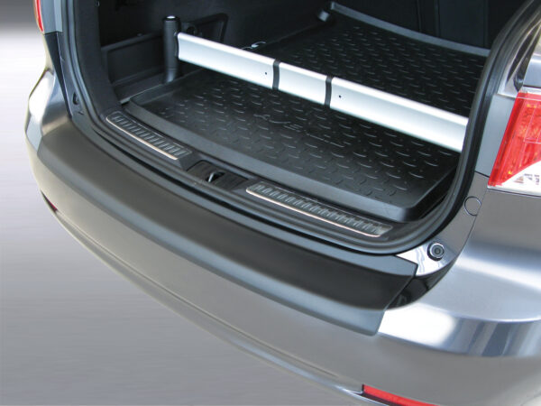 Protector de parachoques trasero Toyota AVENSIS COMBI/TOURER 1.2009>12.2011