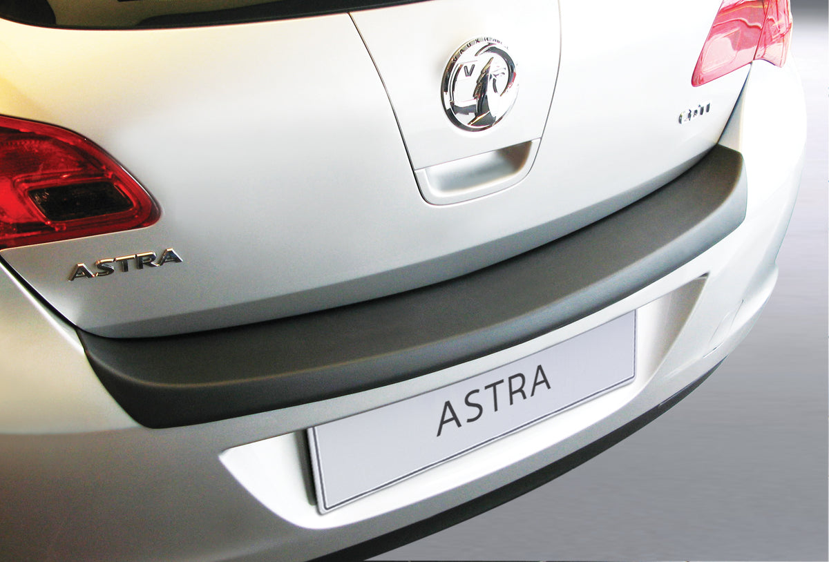 Protector de parachoques trasero Opel ASTRA ‘J’ 5 puertas 12.2009>8.2012