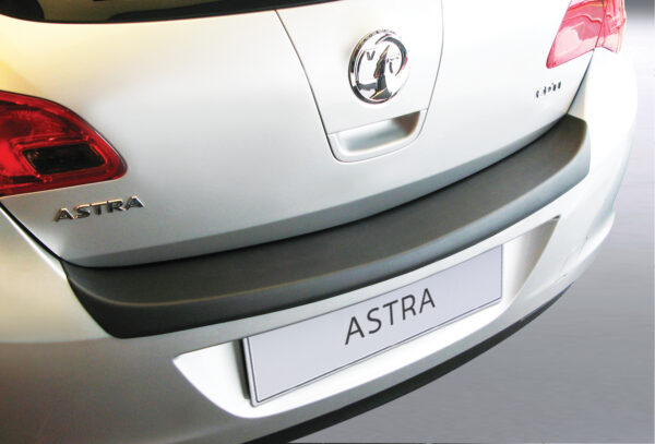 Protector de parachoques trasero Opel ASTRA ‘J’ 5 puertas 12.2009>8.2012