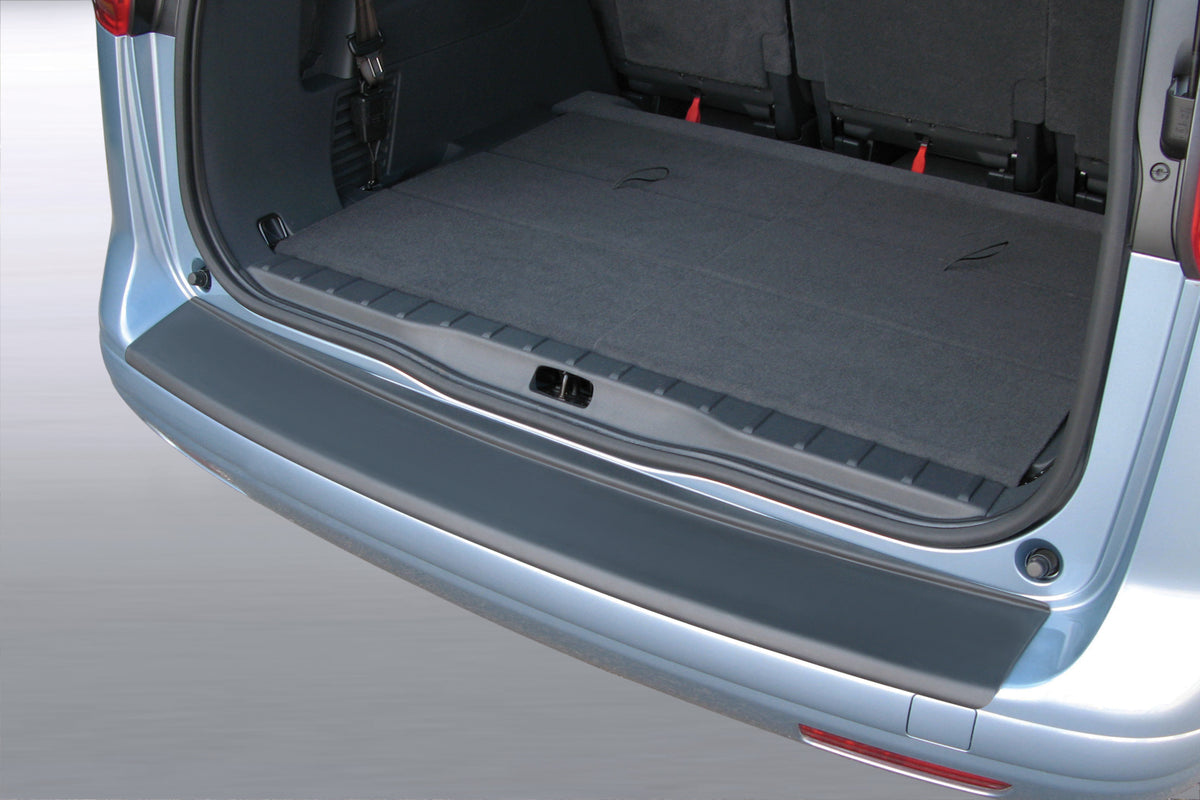Protector de parachoques trasero Peugeot 5008 10.2009>