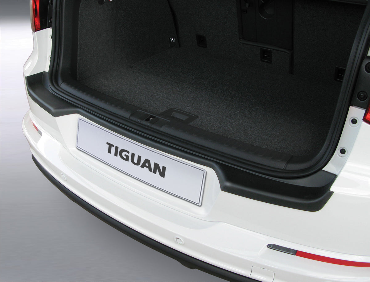 Protector de parachoques trasero VW TIGUAN 4X4 11.2007>3.2016