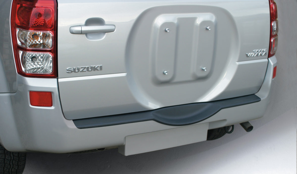 Protector de parachoques trasero Suzuki GRAND VITARA 3/5 DR 9.2005>2.2015 (✔ Llanta de repuesto en portón)