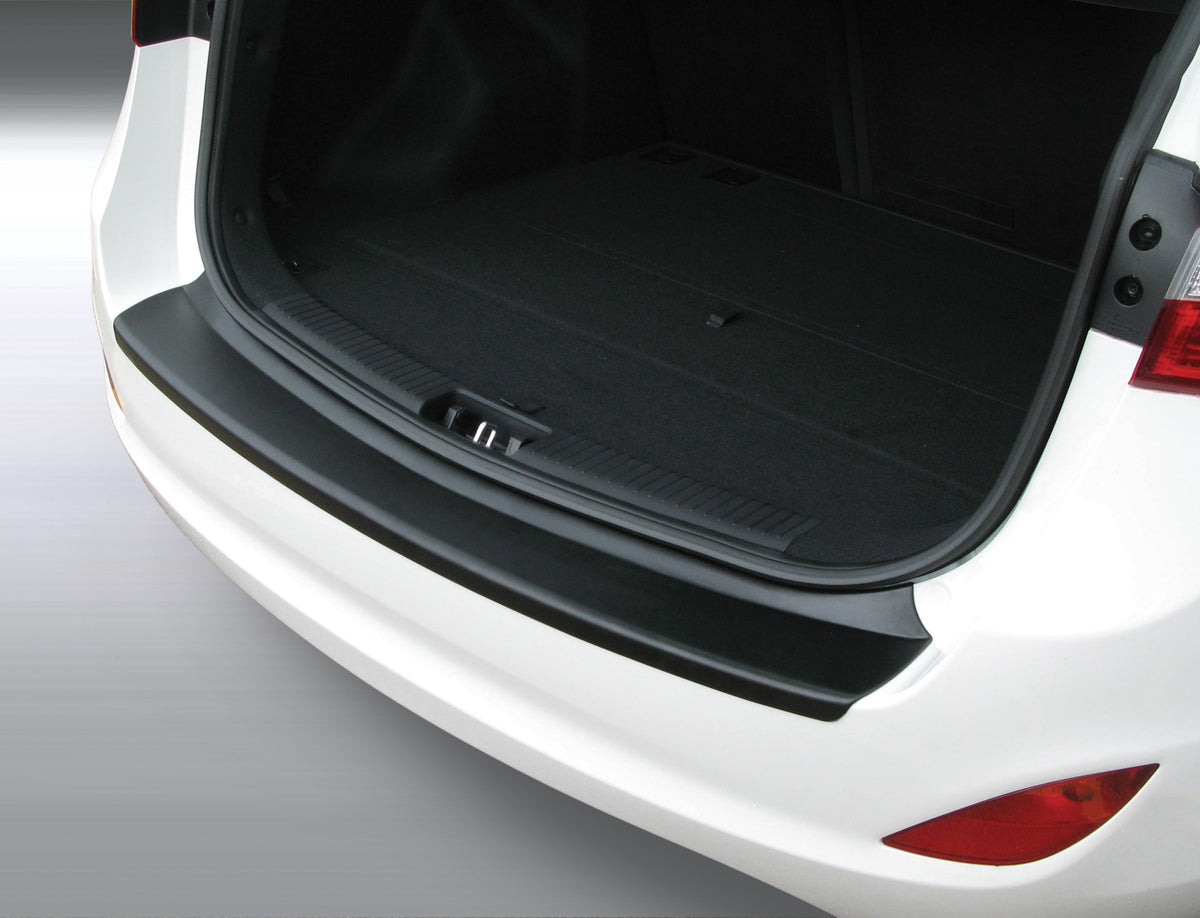 Protector de parachoques trasero Hyundai i30 TOURER/ELANTRA 07.2012>6.2015