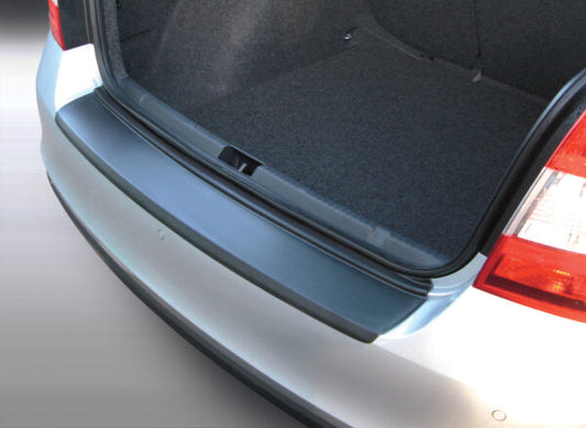 Protector de parachoques trasero Skoda RAPID 4 DR 11.2012>