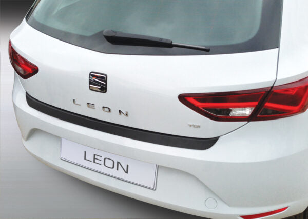 Protector de parachoques trasero SEAT LEON 5 PUERTAS SE/FR/CUPRA 12.2012>