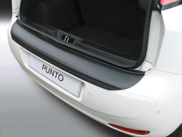 Protector de parachoques trasero Fiat Punto 1.2012>