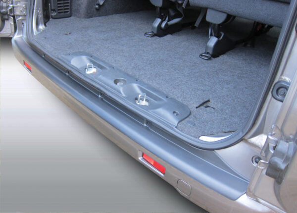 Protector de parachoques trasero Nissan NV200/EVALIA 5.2011>