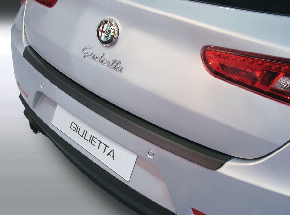 Protector de parachoques trasero Alfa Romeo Giulietta 2010>