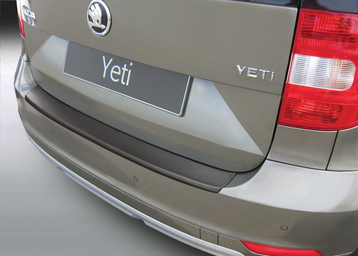 Protector de parachoques trasero Skoda YETI CITY/GREENLINE II/MONTE CARLO 10.2013>