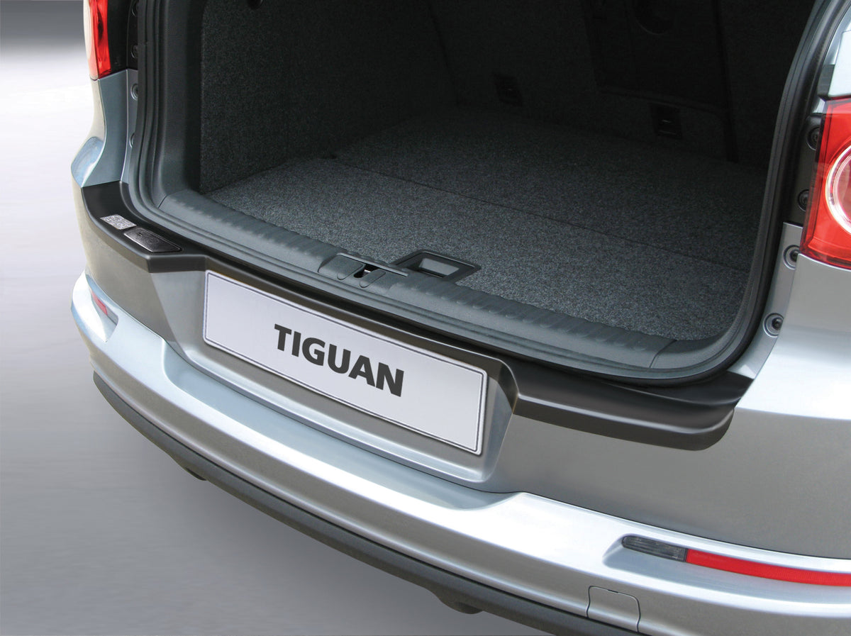 Protector de parachoques trasero VW TIGUAN 4X4 11.2007>3.2016 (con gancho de remolque de origen)