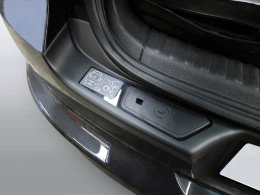 Protector de parachoques trasero VW TIGUAN 4X4 11.2007>3.2016 (con gancho de remolque de origen)