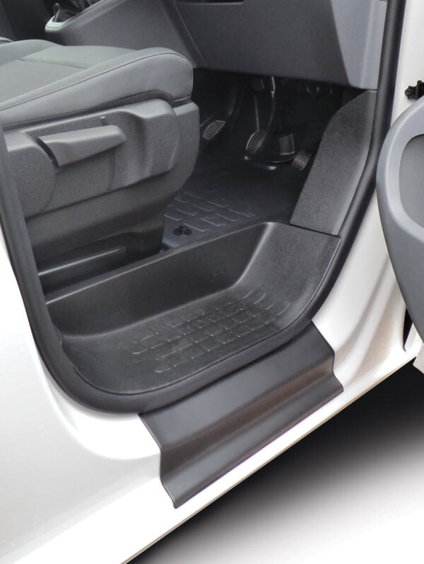 Protector de parachoques trasero Opel VIVARO MK2 6.2014> TEXTURIZADO