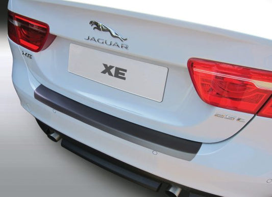 Protector de parachoques trasero Jaguar XE 6.2015>
