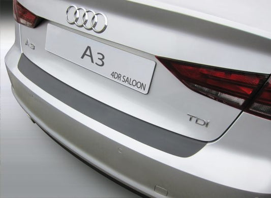 Protector de parachoques trasero Audi A3 4 puertas 2013 >