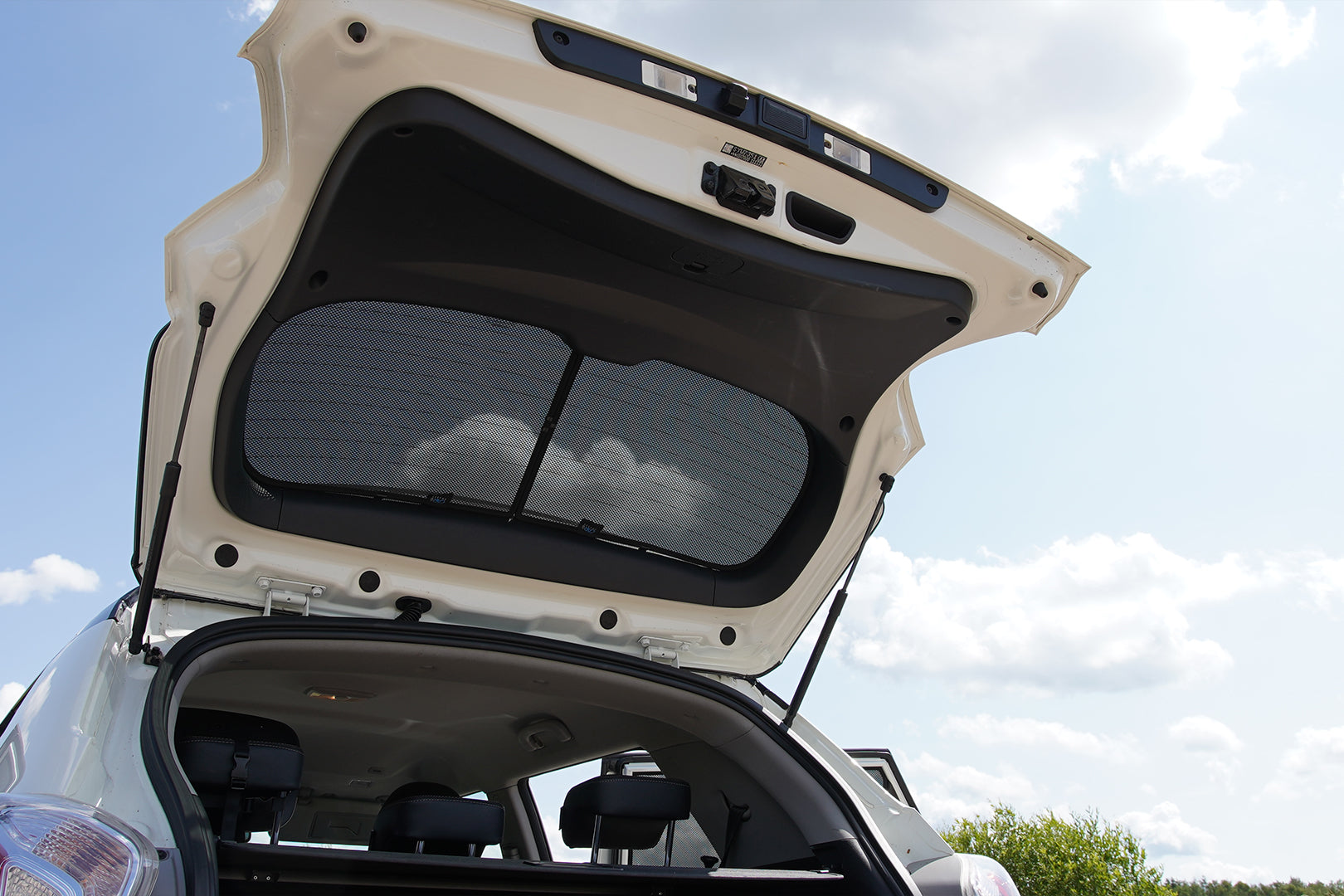 parasoles car shades Ssangyong Tivoli 5 puertas 2015-23-ICCTUNING