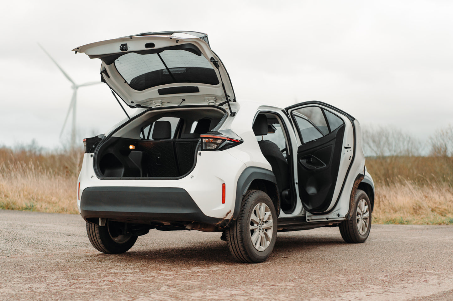 parasoles car shades Toyota Yaris cross 2020-ICCTUNING