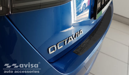 protector de parachoques trasero SKODA OCTAVIA liftback negro 2019-24