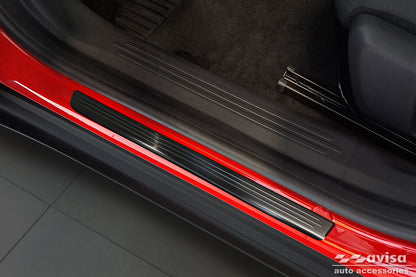Protector umbral de puertas en relieve FIAT 600 negro