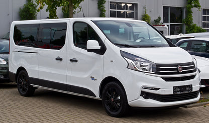 protector de parachoques trasero OPEL VIVARO negro