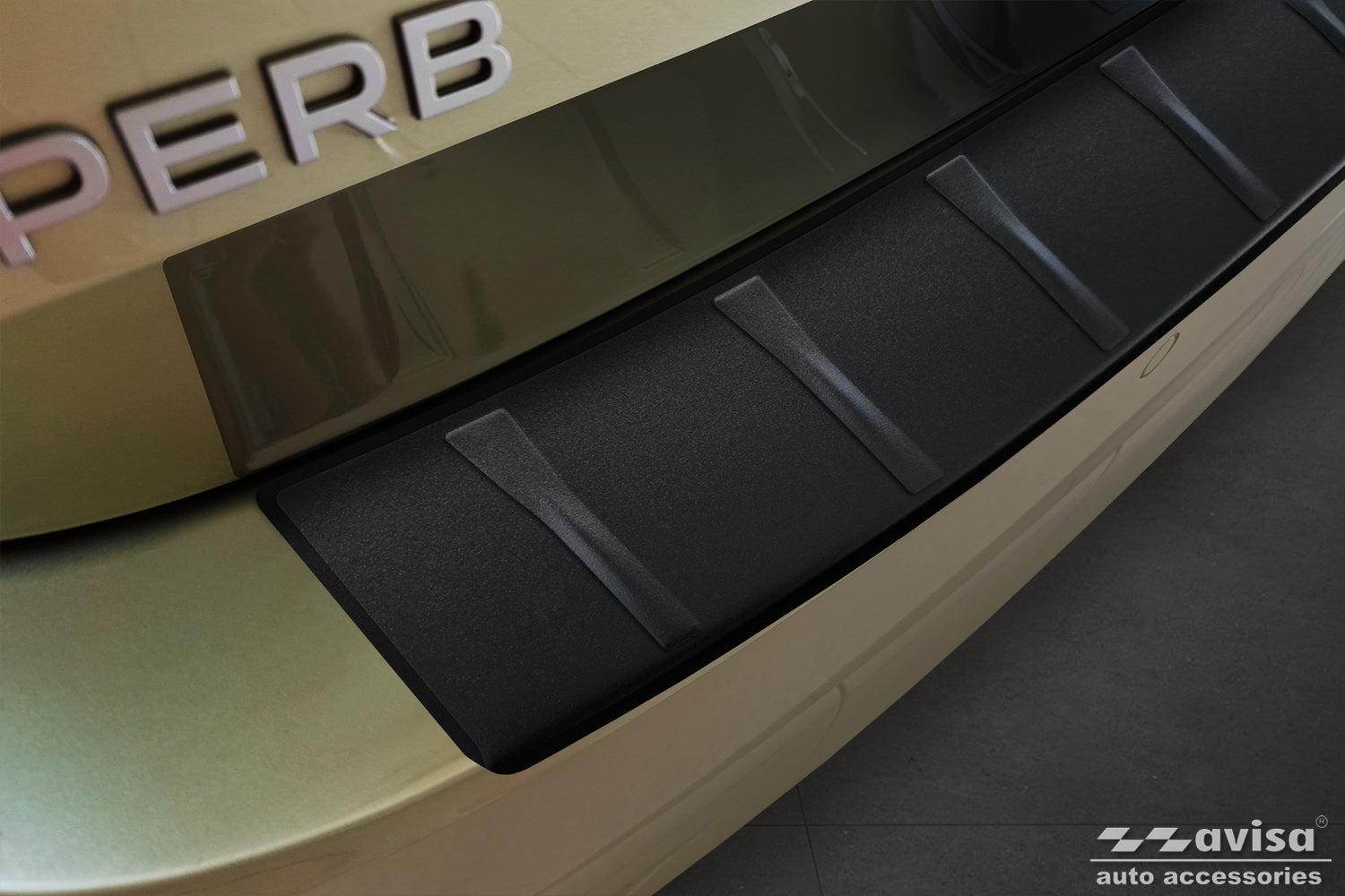 protector de parachoques trasero SKODA SUPERB COMBI