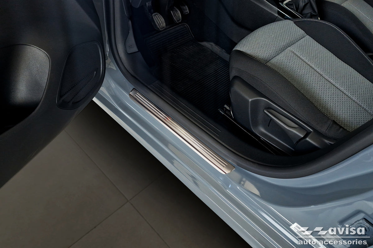 Protector umbral de puertas en relieve OPEL CORSA Corsa-e Edition plata satinado