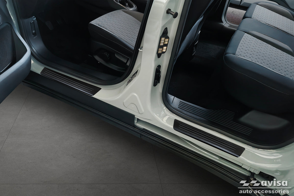 Protector umbral de puertas en relieve FORD TURNEO COURER