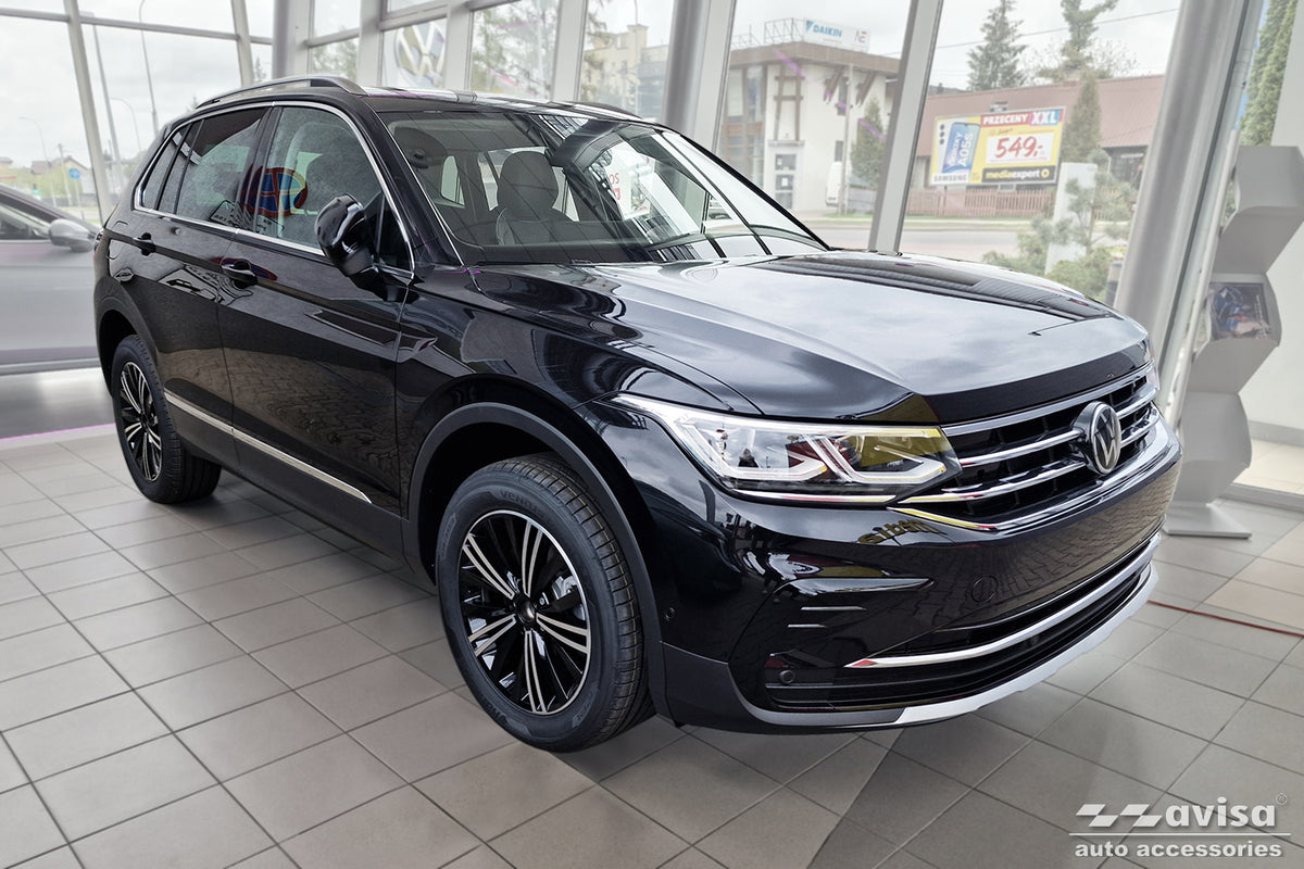 Protector umbral de puertas en relieve VW TIGUAN plata satinado 2024+