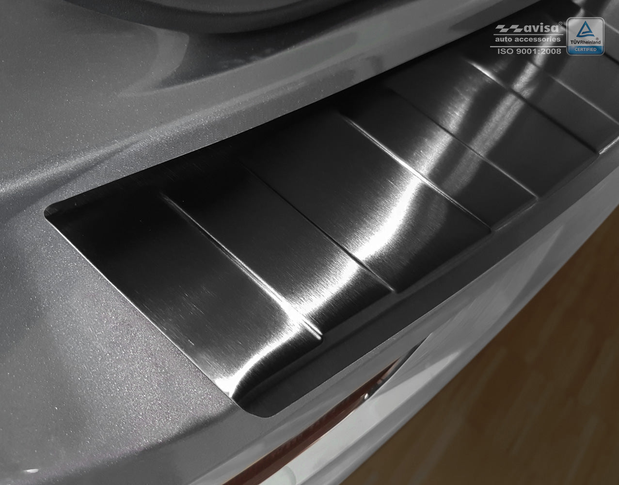 protector de parachoques trasero VOLVO XC60 negro 2021+