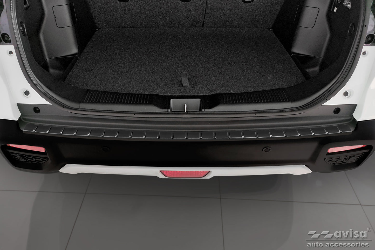protector de parachoques trasero SUZUKI S-CROSS negro
