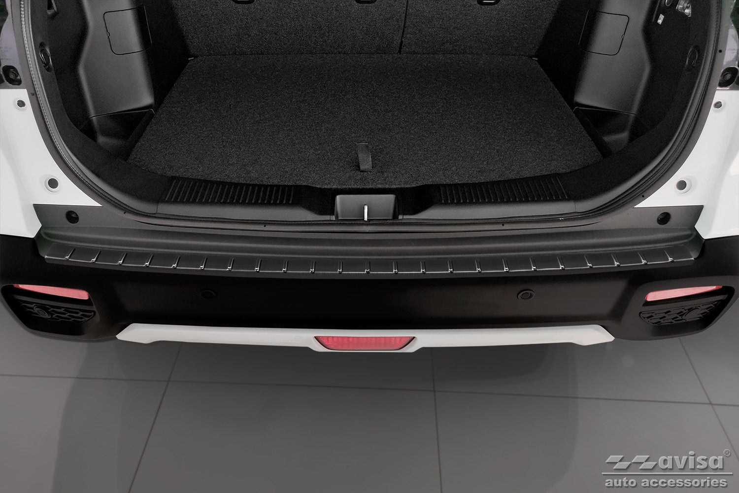 protector de parachoques trasero SUZUKI S-CROSS negro