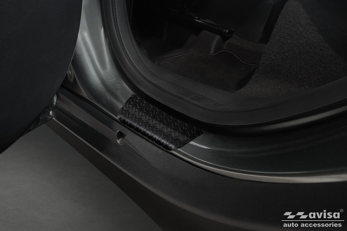 Protector umbral de puertas TOYOTA AYGO X negro