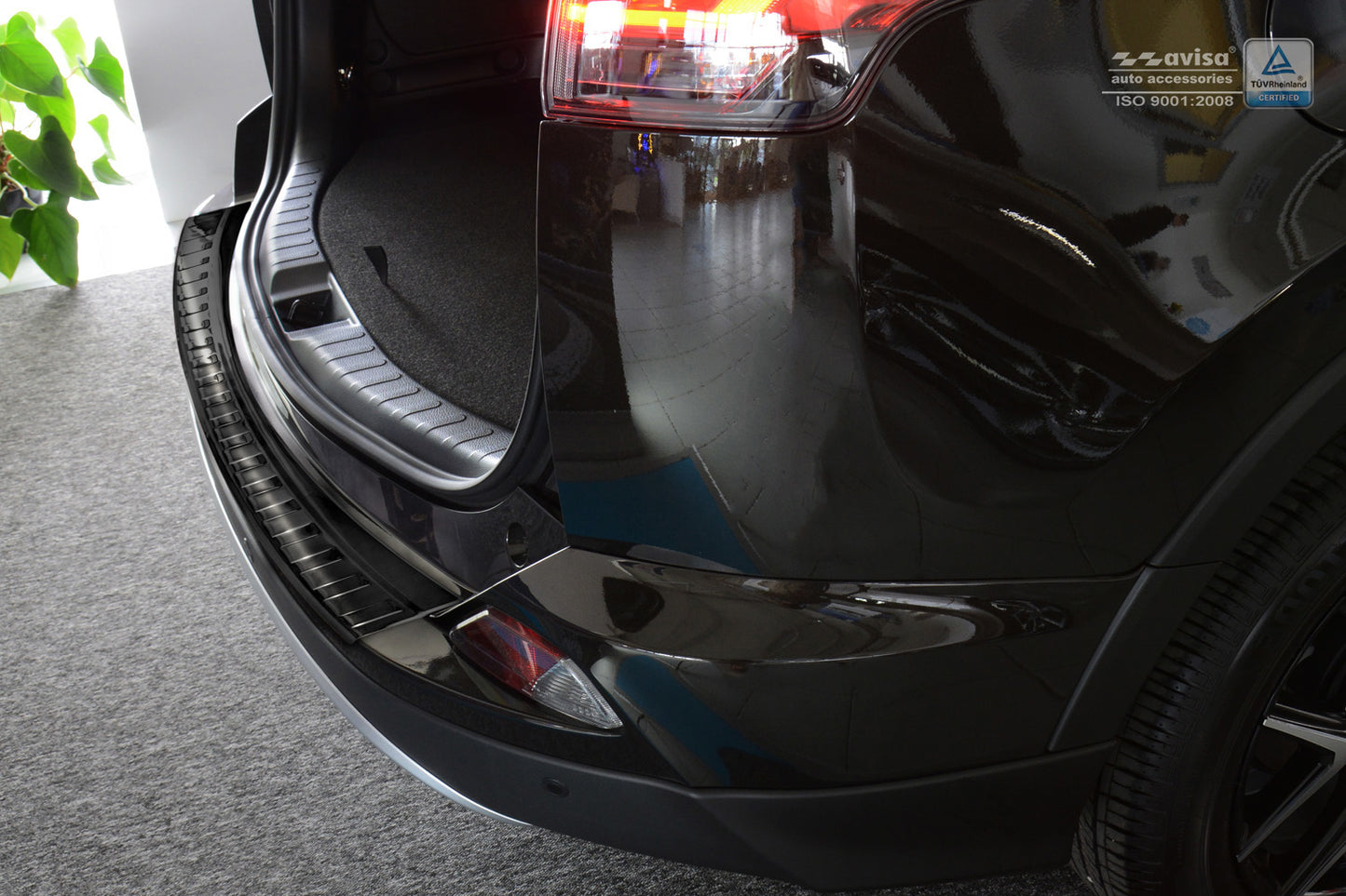 protector de parachoques trasero TOYOTA RAV4 negro