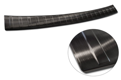 protector de parachoques trasero MERCEDES CLASE C negro 2021+