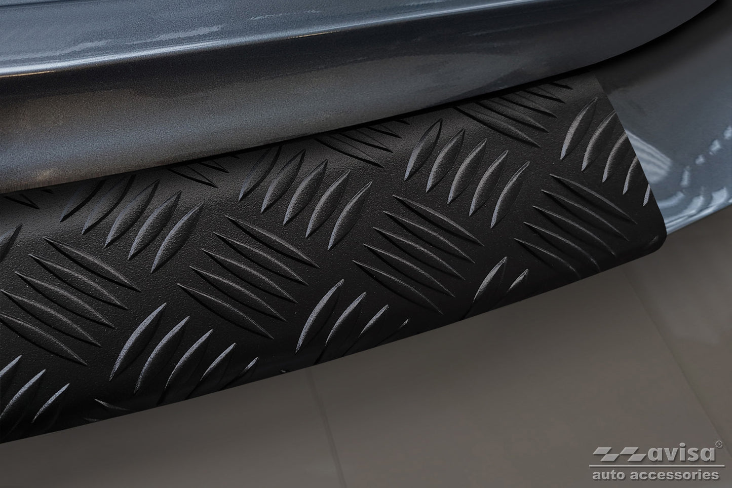 protector de parachoques trasero NISSAN X-TRAIL (T32) negro 2017-21