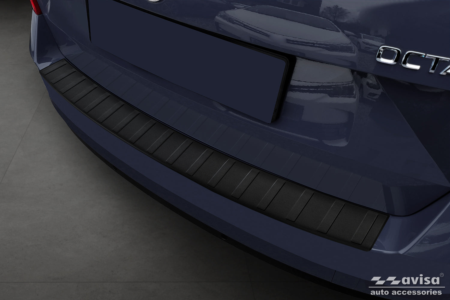 protector de parachoques trasero SKODA OCTAVIA combi 2016-19