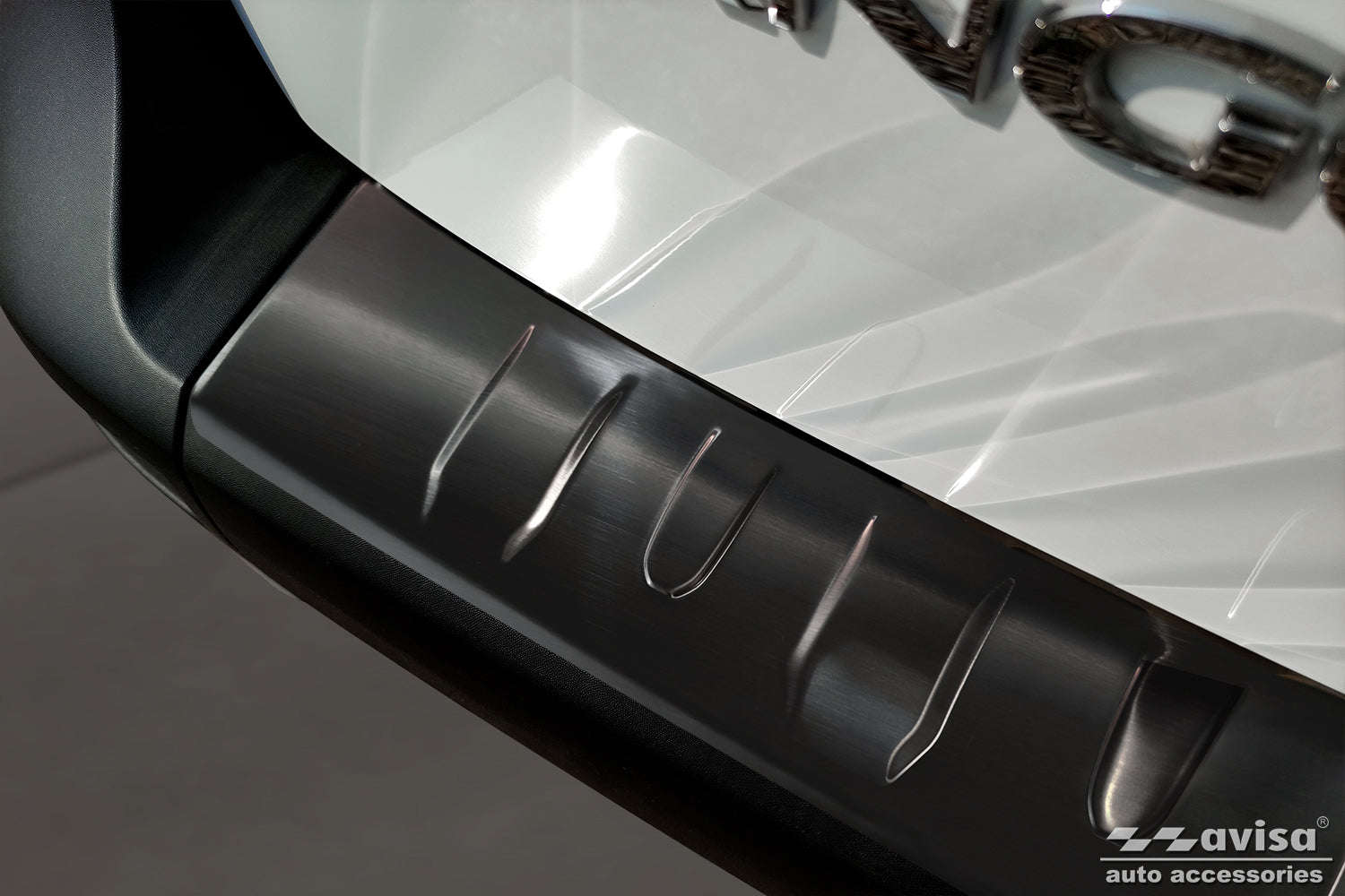 protector de parachoques trasero RENAULT KANGOO furgon negro