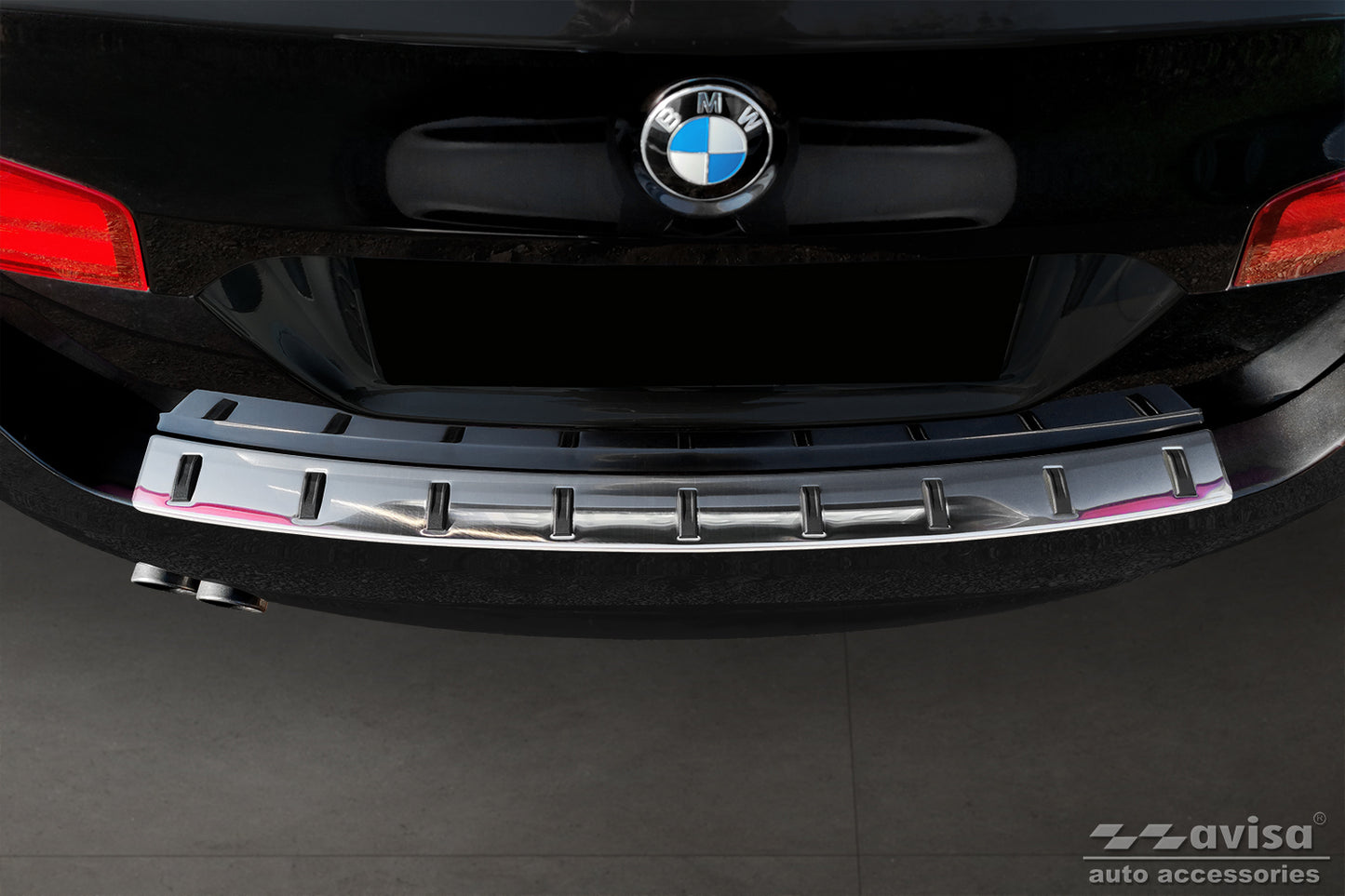 protector de parachoques trasero BMW 5 F11 Touring plata