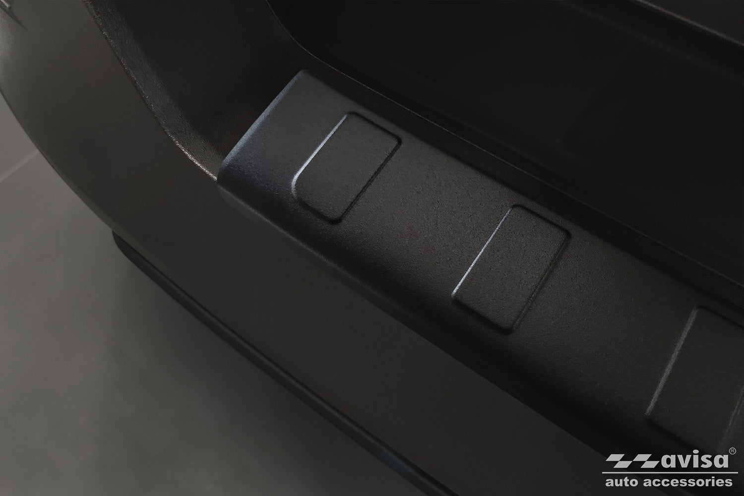 protector de parachoques trasero JEEP AVENGER