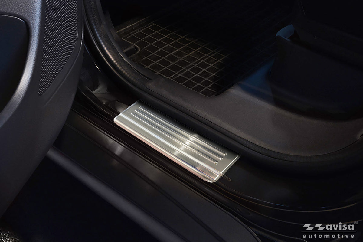 Protector umbral de puertas MITSUBISHI OUTLANDER plata satinado