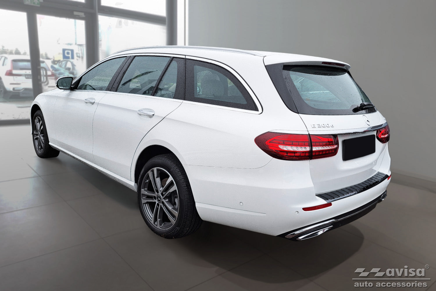 protector de parachoques trasero MERCEDES CLASE E W213 negro espejo