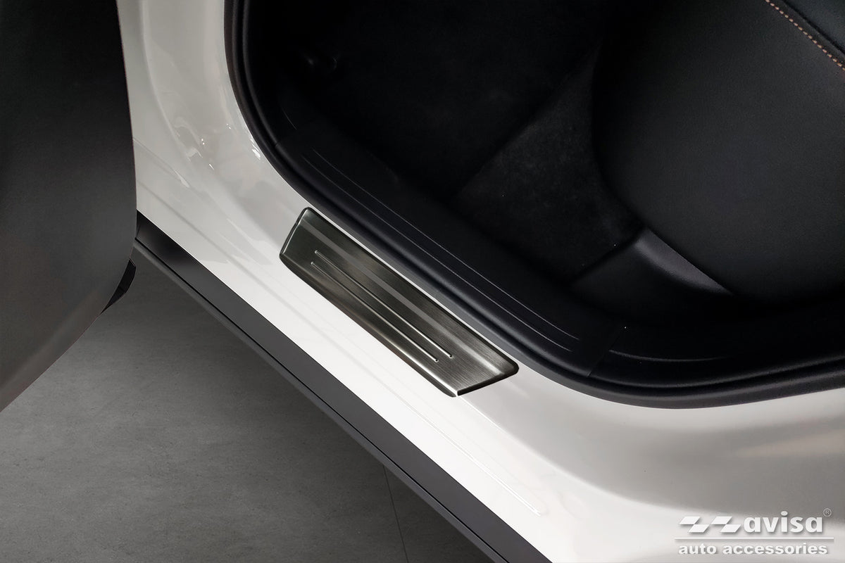 Protector umbral de puertas en relieve MAZDA CX-60 negro