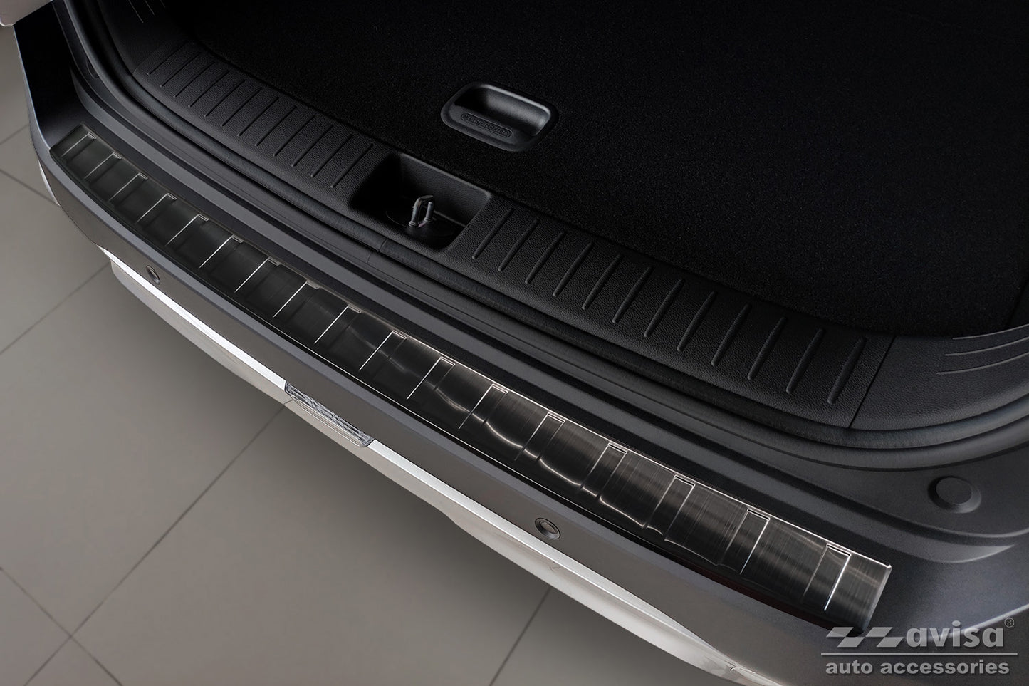 protector de parachoques trasero KIA SPORTAGE negro 2021-25