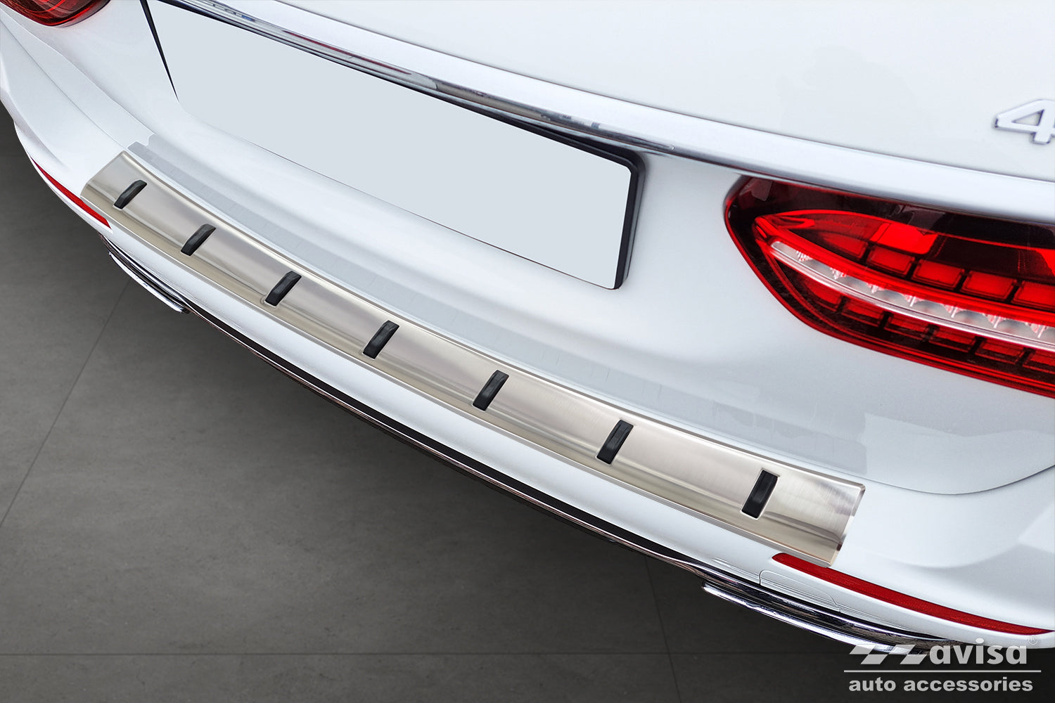 protector de parachoques trasero MERCEDES E53 S213 AMG plata