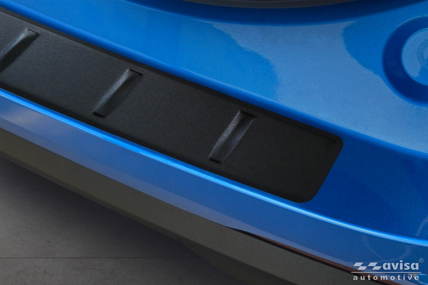 protector de parachoques trasero MG ZS negro mate