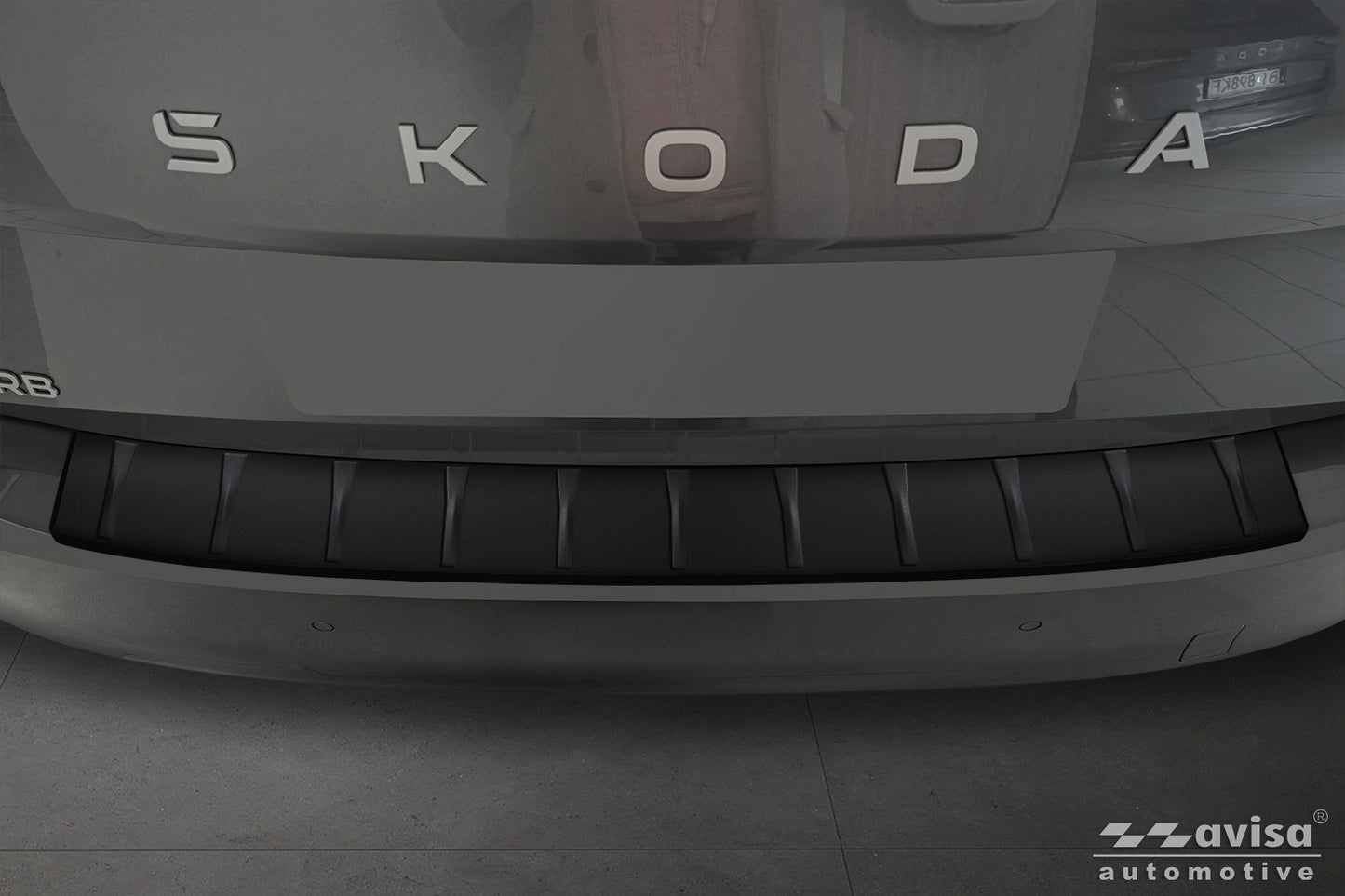 protector de parachoques trasero SKODA SUPERB liftback